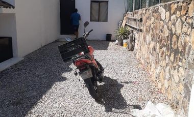 TEQUESQUITENGO ESPECTACULAR RESIDENCIA CON INIGUALABLE VISTA AL LAGO