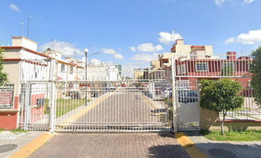 Luminosa casa 4 habitaciones a la venta en Las Américas, Ecatepec de Morelos