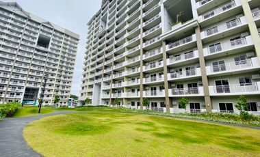 Resort-inspired 2BR unit balcony Ready for Occupancy for Sale in Sucat Parañaque DMCI Homes