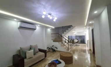 Hermosa Casa Amoblada Remodelada en Alquiler