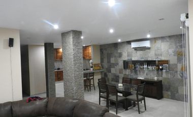 EN VENTA CASA EN ACAPULCO PIE DE LA CUESTA CON FRENTE DE PLAYA FRACCIONAMIENTO LUCES EN EL MAR