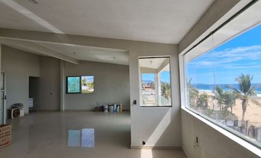 EN VENTA CASA EN ACAPULCO PIE DE LA CUESTA CON FRENTE DE PLAYA FRACCIONAMIENTO LUCES EN EL MAR