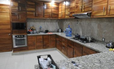 EN VENTA CASA EN ACAPULCO PIE DE LA CUESTA CON FRENTE DE PLAYA FRACCIONAMIENTO LUCES EN EL MAR