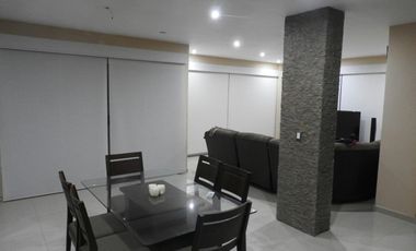 EN VENTA CASA EN ACAPULCO PIE DE LA CUESTA CON FRENTE DE PLAYA FRACCIONAMIENTO LUCES EN EL MAR