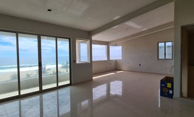 EN VENTA CASA EN ACAPULCO PIE DE LA CUESTA CON FRENTE DE PLAYA FRACCIONAMIENTO LUCES EN EL MAR