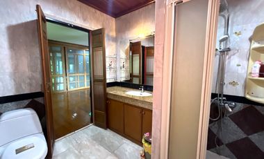 3 Bedroom Huge House with Private Pool & Bay View for Rent in Krasom, Phangnga