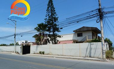 Casa Rentera con Piscina y Vista Al Mar de Venta en Playas, Via a Data.