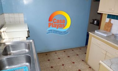 Casa Rentera con Piscina y Vista Al Mar de Venta en Playas, Via a Data.