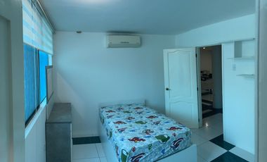 Alquilo Habitación en la cdla La Fuente