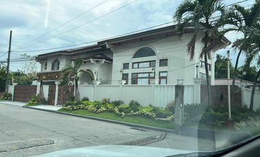 Newly Renovated 2 storey house And Lot For Sale In Multinational Village Paranaque
