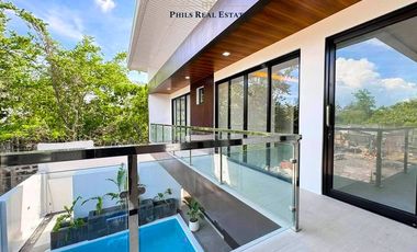 For Sale: 4 Bedroom Modern Tropical Contemporary House in Cebu Royale Estate
