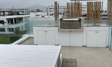 Moderna, impecable y preciosa casa de playa en en exclusivo condominio de playa (km 65Panamericana Sur).Excelente ubicación con 2 vistas, una hacia el