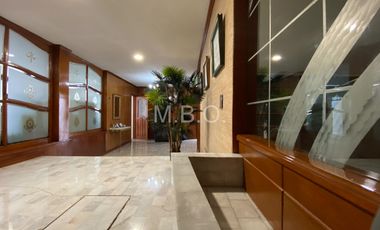 EDIFICIO con casa EN VENTA