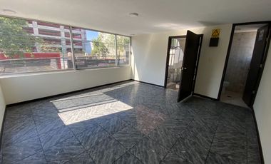 EDIFICIO con casa EN VENTA