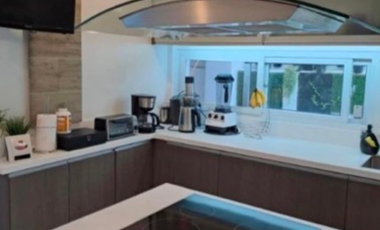 3BR House & Lot For Sale in BF Homes Resort Las Pinas