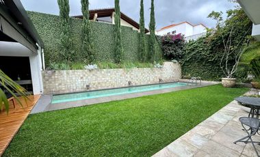 HERMOSA CASA DE VENTA CON PISCINA POR EL RESERVORIO DE CUMBAYÁ!!