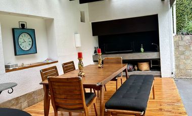 HERMOSA CASA DE VENTA CON PISCINA POR EL RESERVORIO DE CUMBAYÁ!!