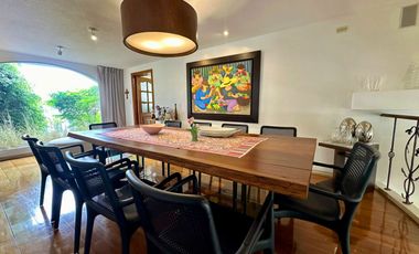 HERMOSA CASA DE VENTA CON PISCINA POR EL RESERVORIO DE CUMBAYÁ!!