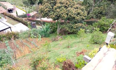 Finca con casa y loza para otro piso, Vereda san isidro Guarne a 10 minutos de la Autopista