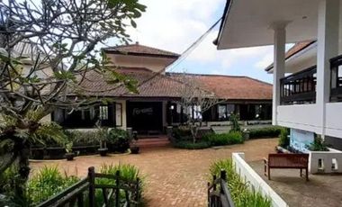 DIJUAL Hotel wisata Prigen, Hotel wisata. Butuh renov