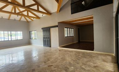 SPACIOUS BUNGALOW HOUSE FOR RENT IN ANGELES CITY