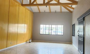 SPACIOUS BUNGALOW HOUSE FOR RENT IN ANGELES CITY