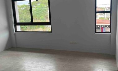 Modern 5 br house for Lease in Avida Nuvali  settings Nuvali Near Mirriam -Xavier  Nuvali