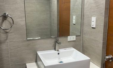 Modern 5 br house for Lease in Avida Nuvali  settings Nuvali Near Mirriam -Xavier  Nuvali