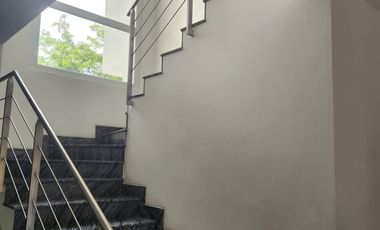 Isla Mocoli, ALquilo Hermosa Casa Amoblada con Vista al LAgo/Piscina