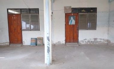 ทรัพย์ บสส. รหัส 8Z2167 ทาวน์เฮ้าส์  อ่างทอง