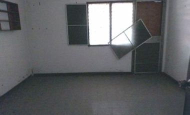 ทรัพย์ บสส. รหัส 8Z2167 ทาวน์เฮ้าส์  อ่างทอง