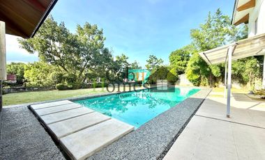Five Bedroom Home with Pool For Rent in Mandaue
