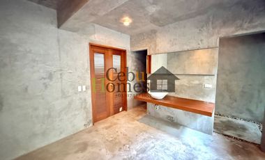Five Bedroom Home with Pool For Rent in Mandaue