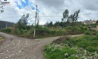 Venta de terreno en Otavalo, sector Monserrath Alto, 2300 m2