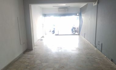 44804 Local en arriendo en el sector Conquistadores