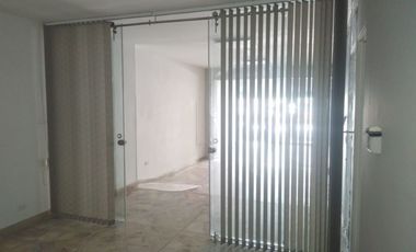 44804 Local en arriendo en el sector Conquistadores