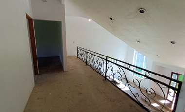 ESPECTACULAR QUINTA EN VENTA CON CABAÑAS