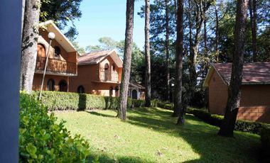 ESPECTACULAR QUINTA EN VENTA CON CABAÑAS