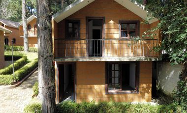 ESPECTACULAR QUINTA EN VENTA CON CABAÑAS