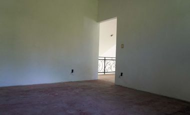 ESPECTACULAR QUINTA EN VENTA CON CABAÑAS