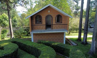 ESPECTACULAR QUINTA EN VENTA CON CABAÑAS