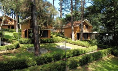 ESPECTACULAR QUINTA EN VENTA CON CABAÑAS