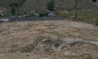 Venta de Terreno Mitad del Mundo Via Calacalí 8.400 m²  Negociable