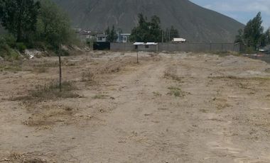 Venta de Terreno Mitad del Mundo Via Calacalí 8.400 m²  Negociable