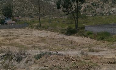 Venta de Terreno Mitad del Mundo Via Calacalí 8.400 m²  Negociable