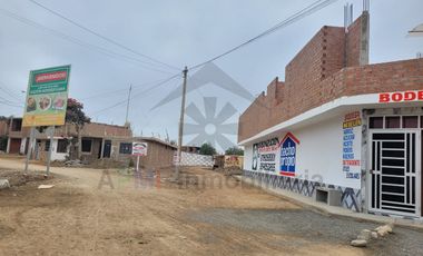 VENTA DE CASA EN MONSEFÚ - CHICLAYO