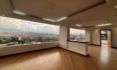 Penthouse central en venta en Loja