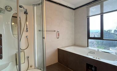 Penthouse central en venta en Loja