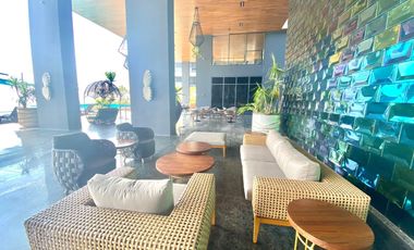 FOR RENT: PRIME BEACHFRONT 1BEDROOM CONDO UNIT WITH STUNNING SEAVIEW IN REEF RESIDENCES, LAPU-LAPU CITY, CEBU.