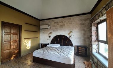 JIUTEPEC CLUB DE GOLF HDA. SAN GASPAR CASA EN VENTA CON VISTA PANORÁMICA